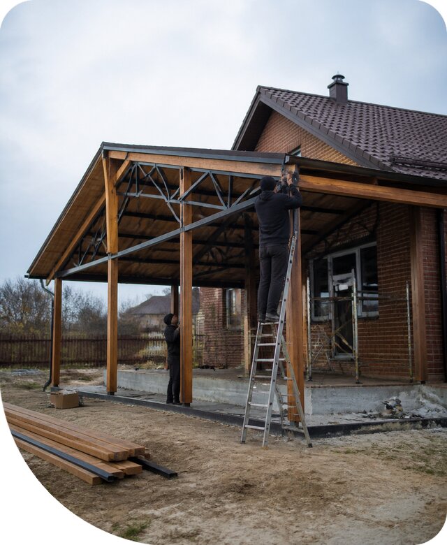 Пристройка навеса к дому и участку в Мценске под ключ